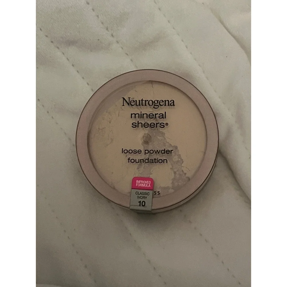 Neutrogena Mineral Sheers Loose Powder Foundation Classic Ivory 10 0.19oz 5.5g